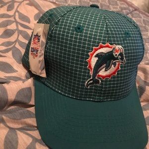 Vintage 90’s Miami Dolphins Snapback